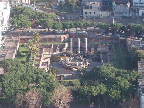  Il Tempio di Guanyin: Un gioiello di architettura antica e un'oasi di pace!